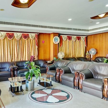 Готель Oyo 11390 Vaibhav Residency Бенґалуру Екстер'єр фото