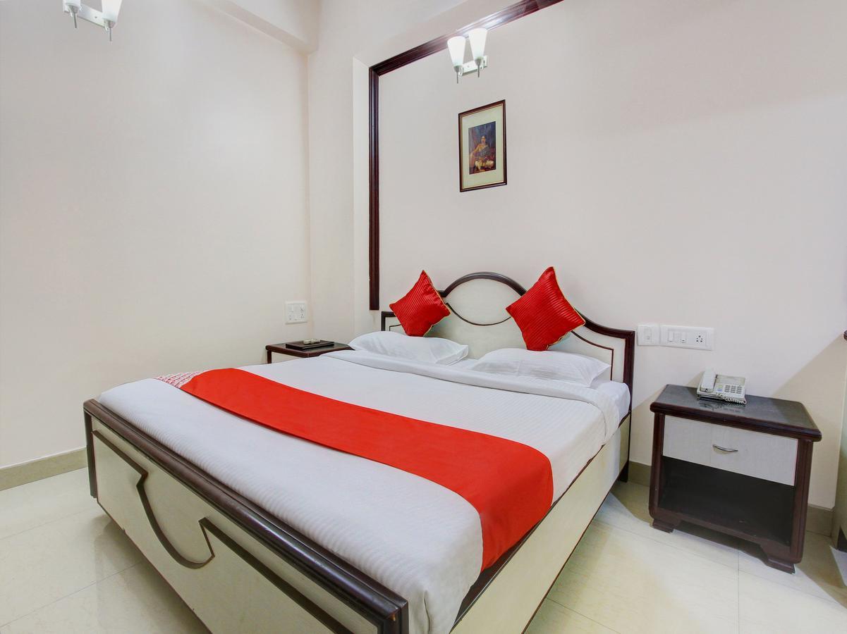 Готель Oyo 11390 Vaibhav Residency Бенґалуру Екстер'єр фото