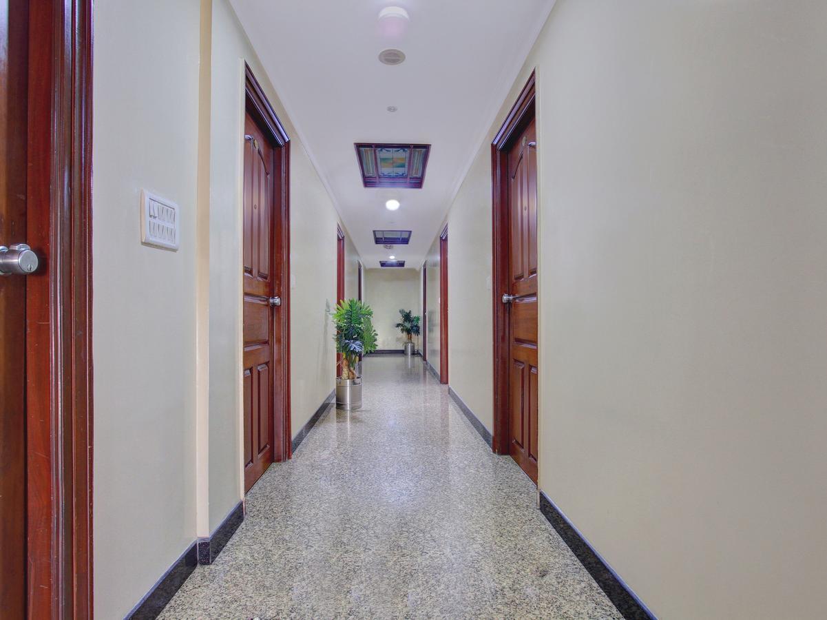 Готель Oyo 11390 Vaibhav Residency Бенґалуру Екстер'єр фото